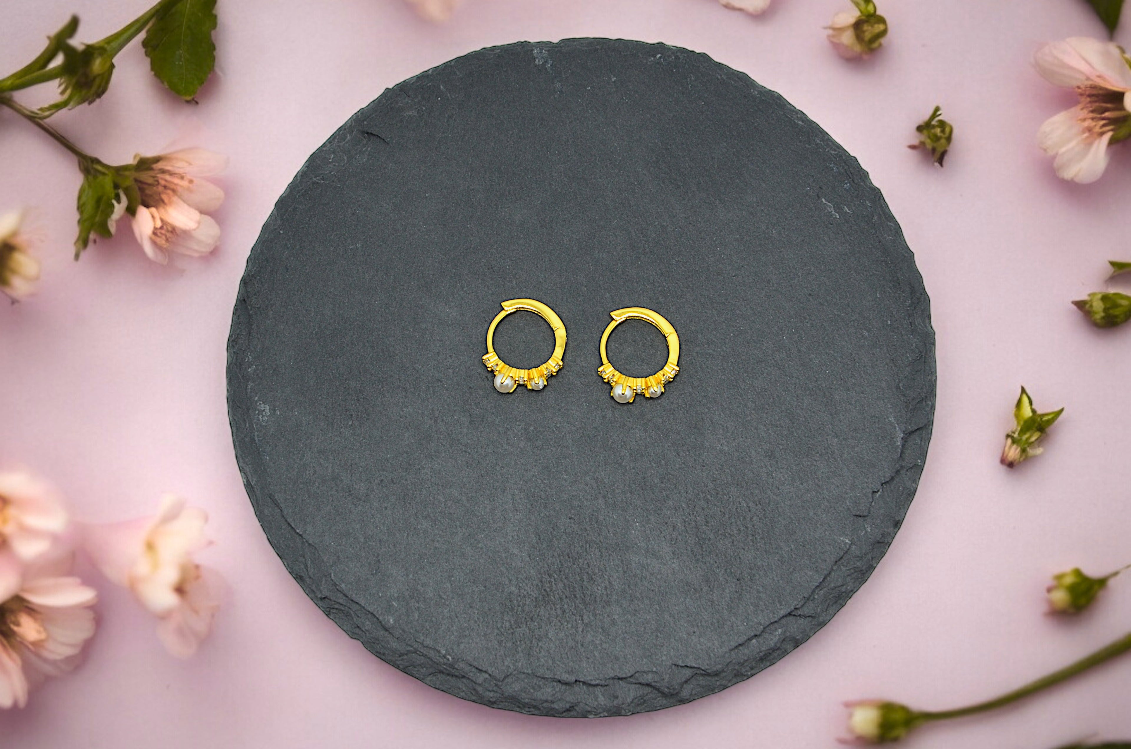 MINI HOOP ZIRCONI E PERLE