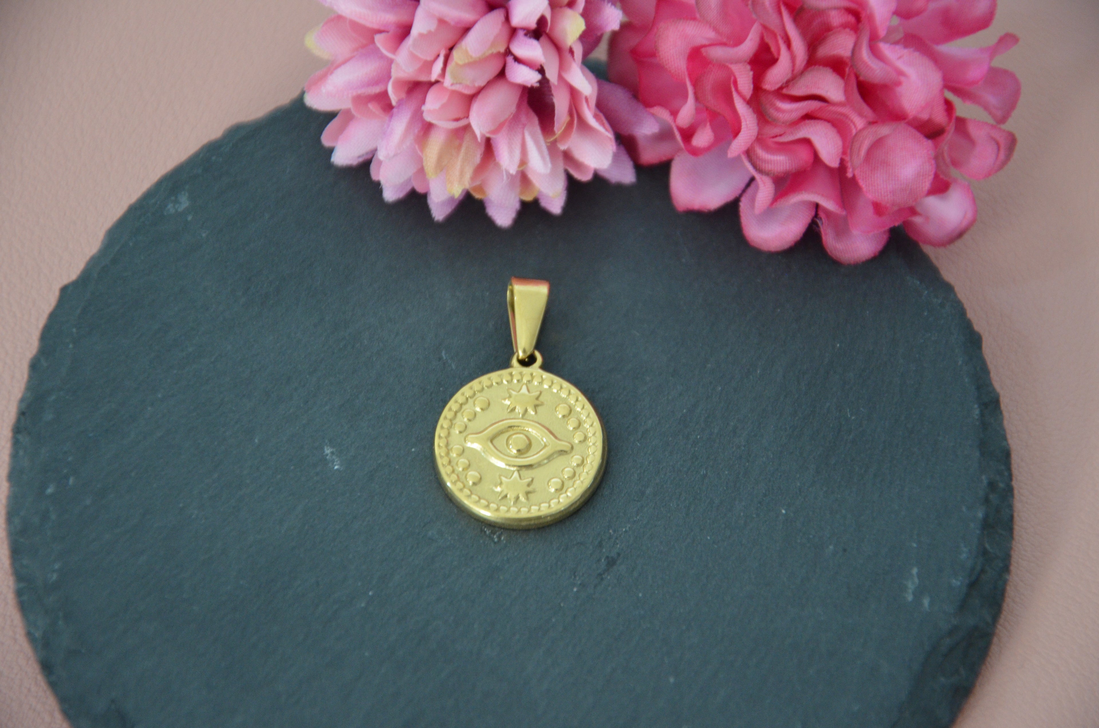 CIONDOLO MONETA OCCHIO